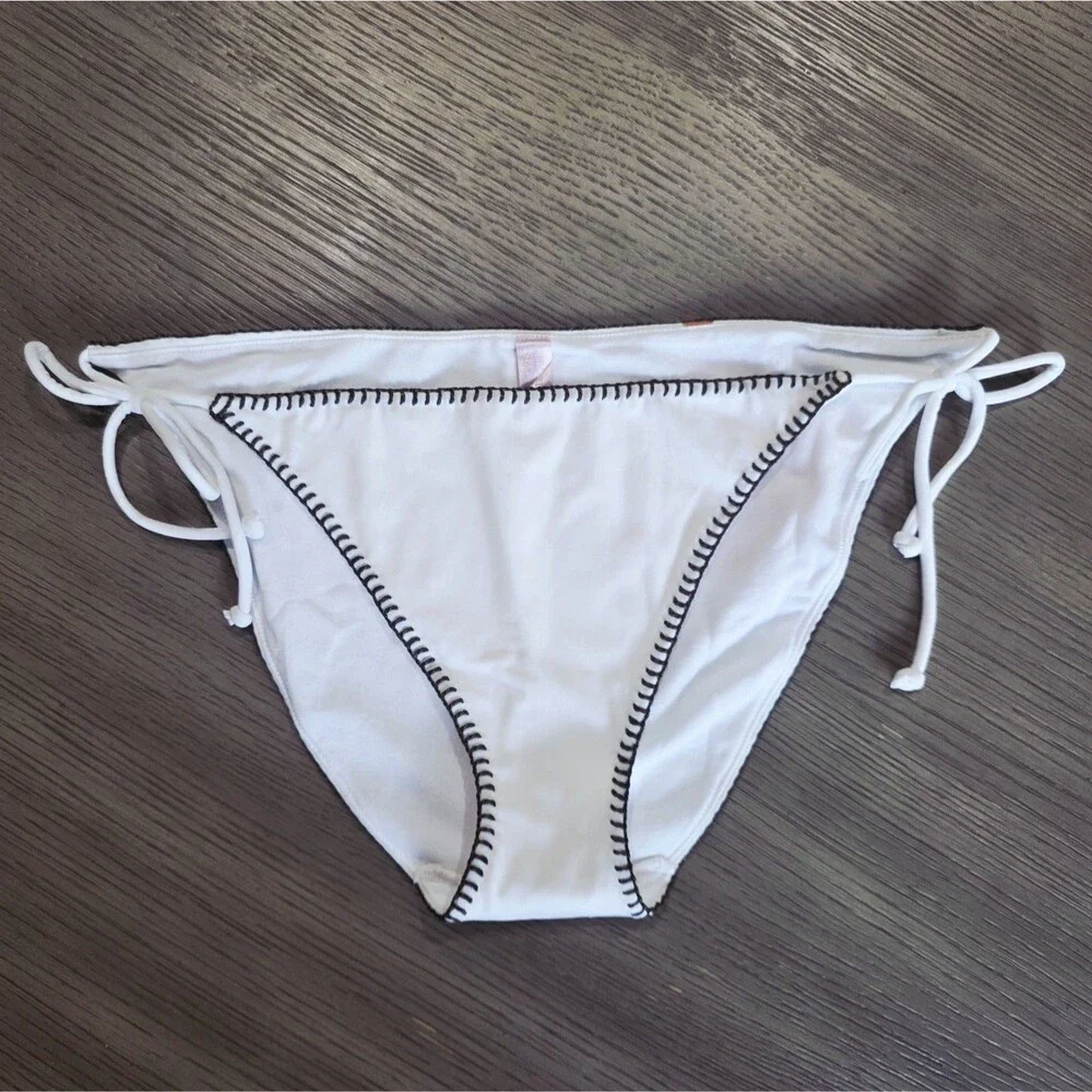 New Vintage Victoria's Secret String Bikini Bottom White Large Rose Rhinestones - Picture 4 of 10